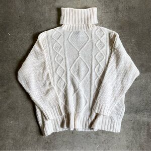 American eagle aerie turtleneck cable knit sweater